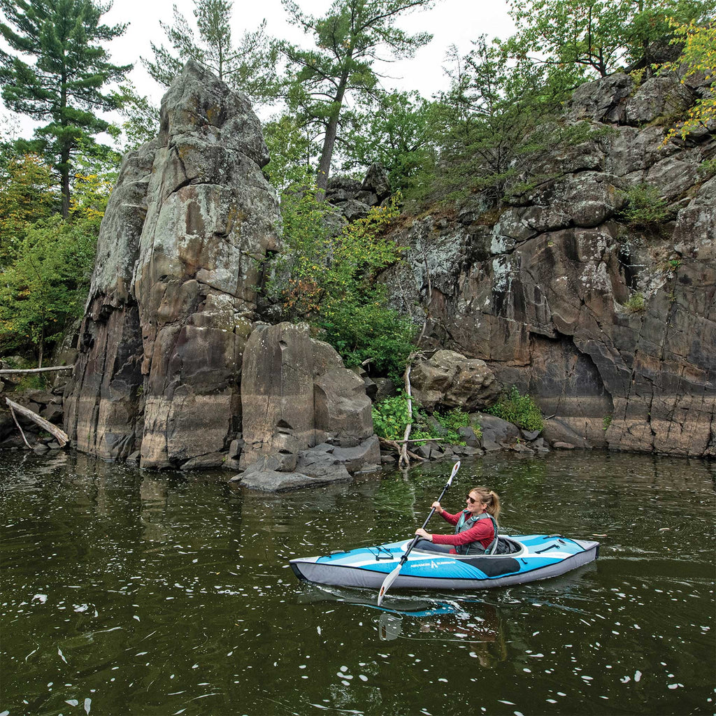Kayak V8748