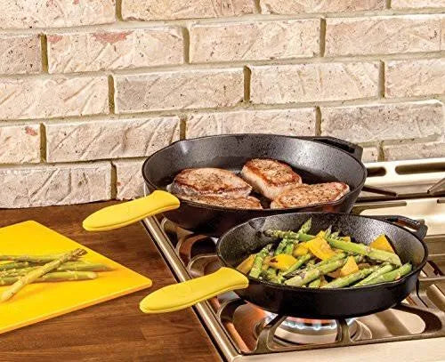 Seasoned Cast Iron 2 Skillet Bundle Set of 2 Frying Pans C91867