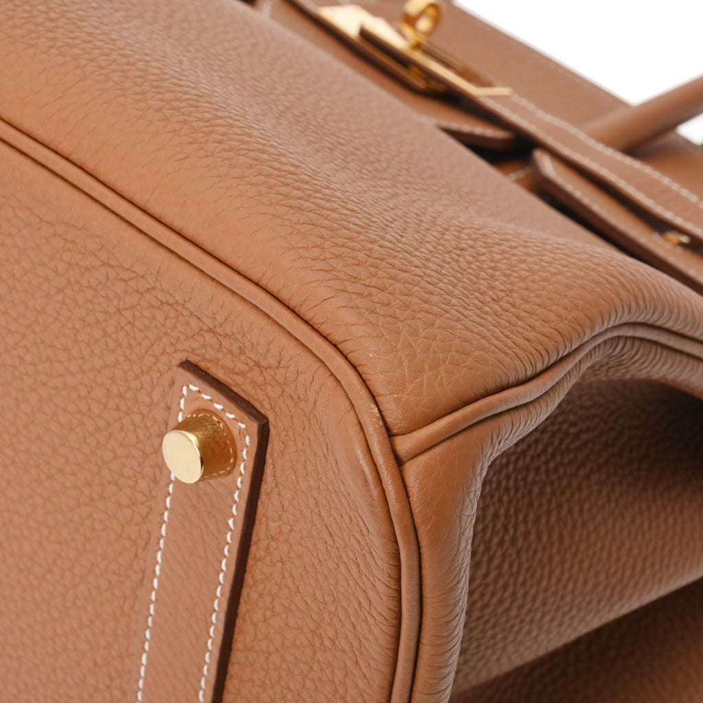Gold Togo Handbag Q8242