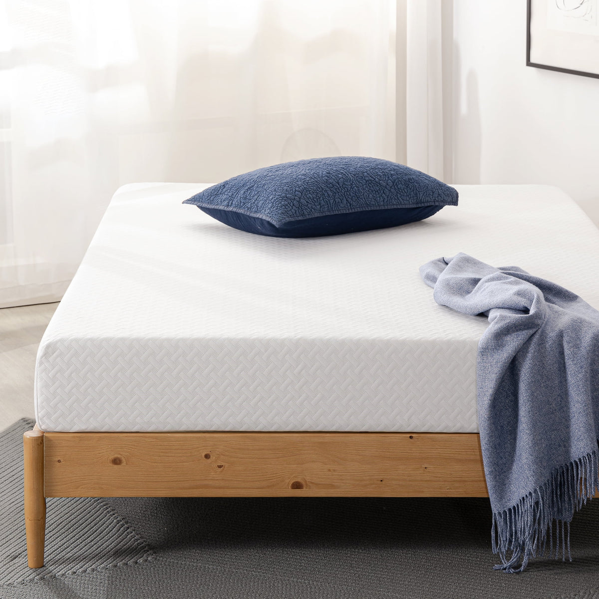 Queen Gel Memory Foam Mattress U1814