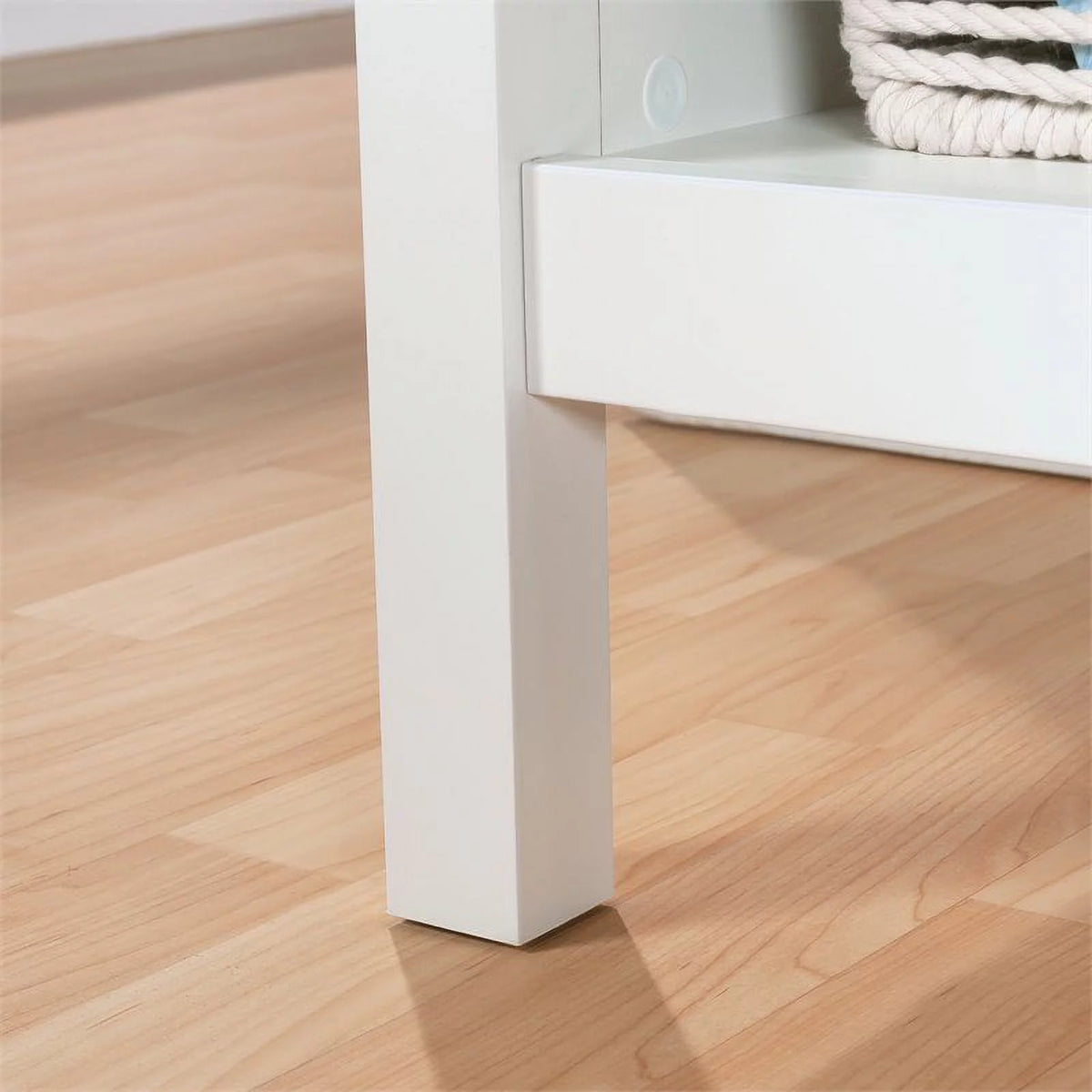 Soft White Entryway Bench with Storage S95968