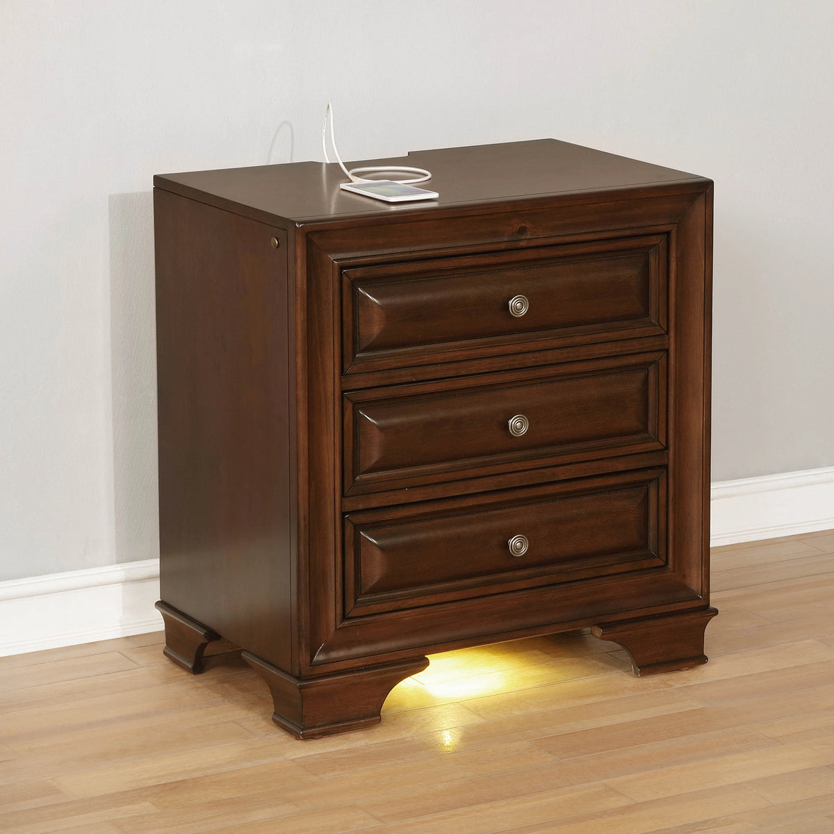 Rustic 3-Drawer Nightstand T74019