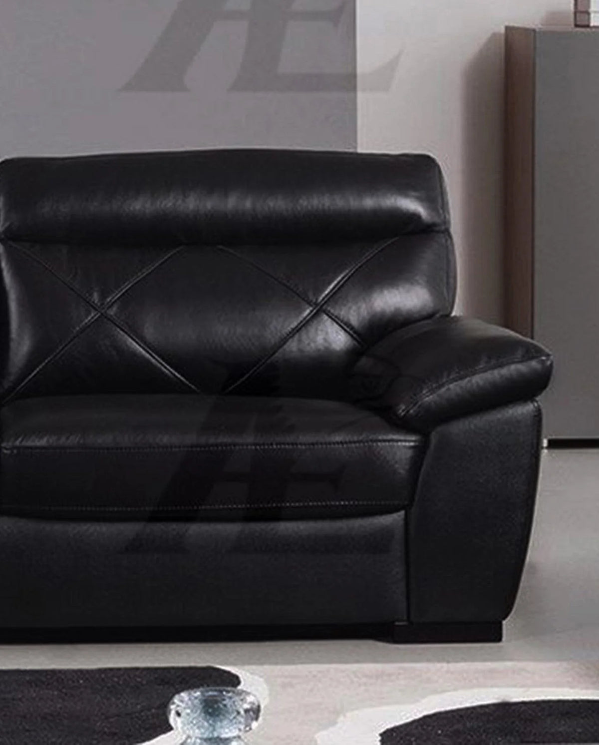 Black Italian Leather Sofa and Loveseat Set N8336