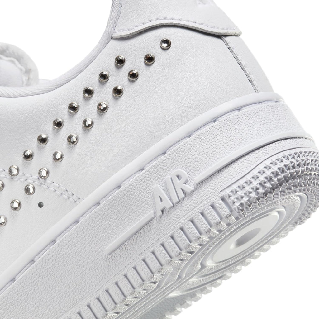 Air Force 1 Women's Size 7.5 O2787