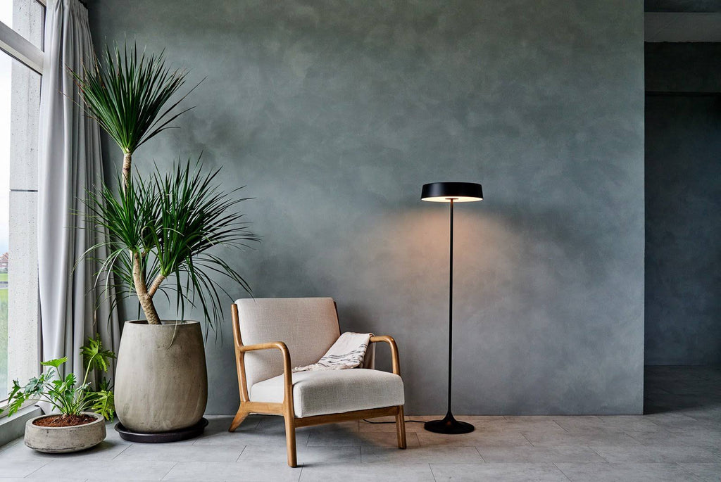 Matte Brass/Black LED Floor Lamp E300