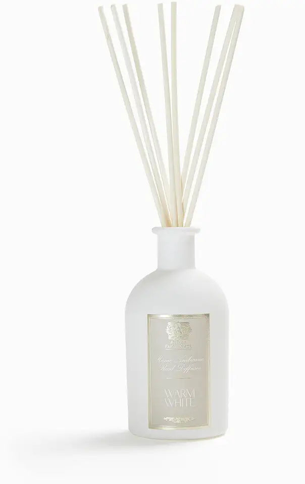 Warm White Scent Cashmere & Vanilla Reed Diffuser 8.5 fl oz V87763