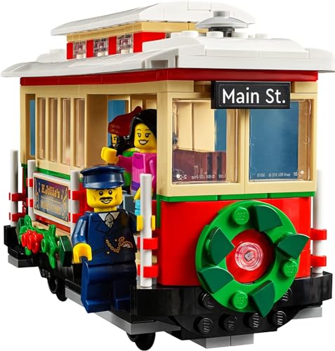 Holiday Main Street Building Set with 6 Minifigures V5070