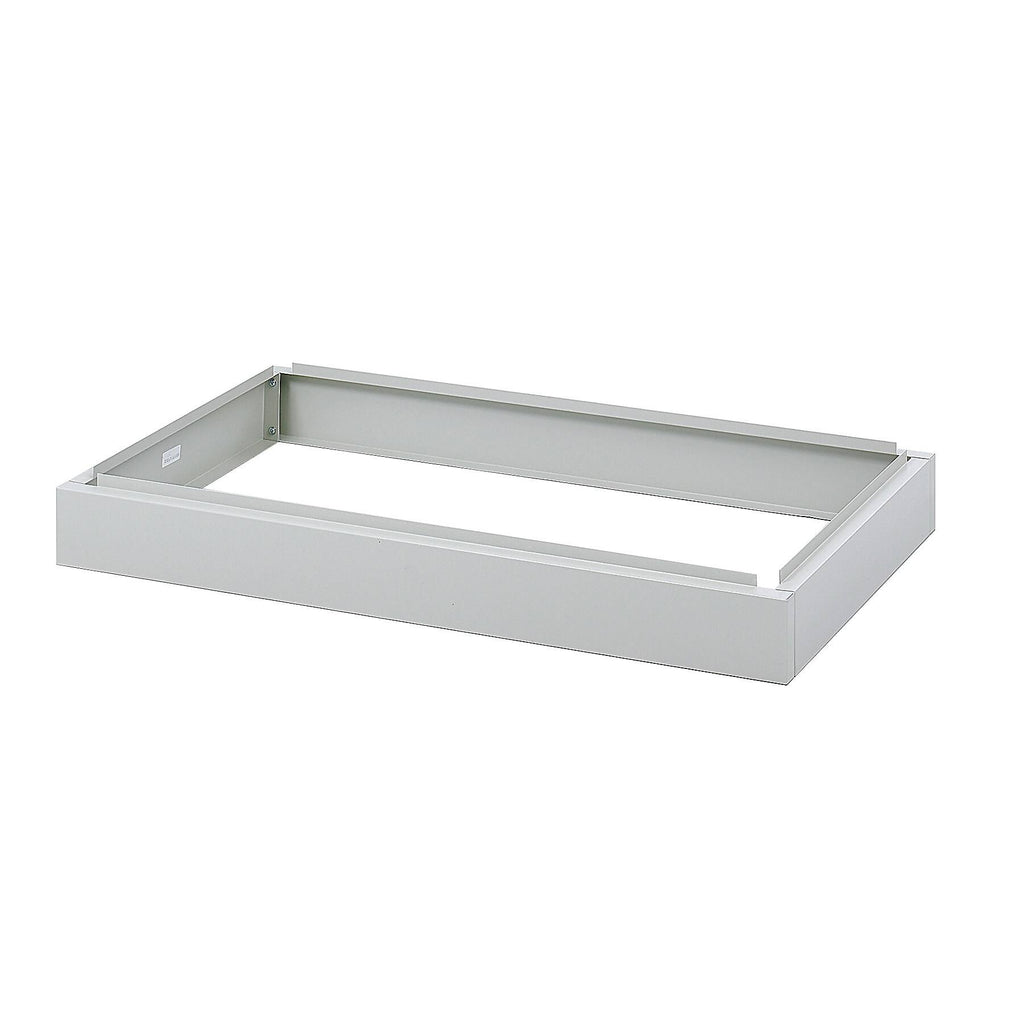 Medium Base Closed Flat File N444