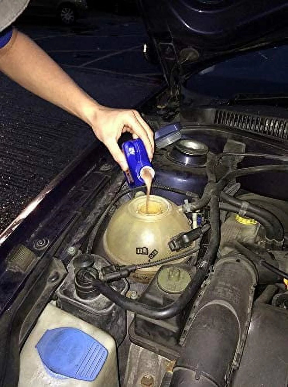 8 oz Coolant Leak Repair U56421