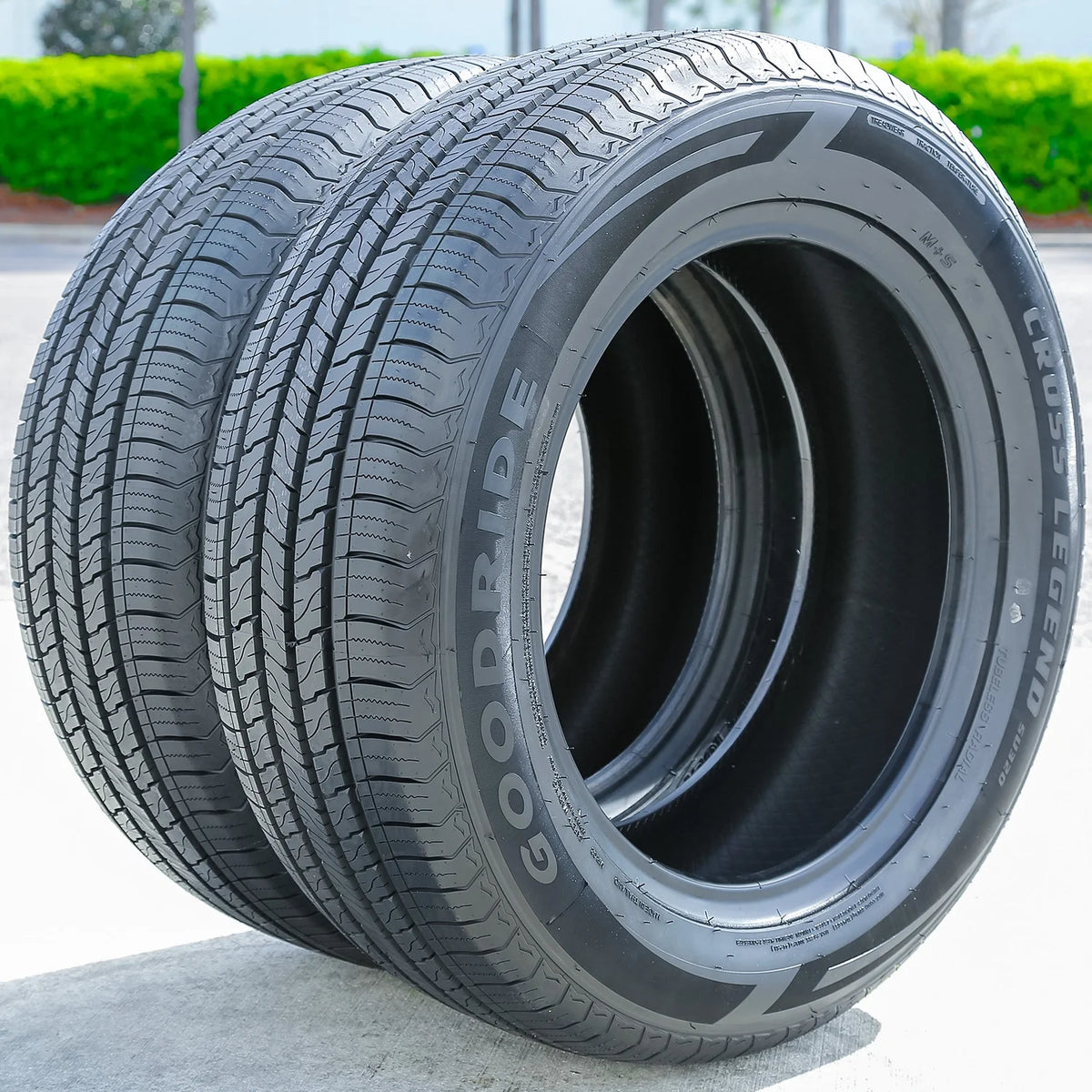 235/55R18 100V All Season Tire M709