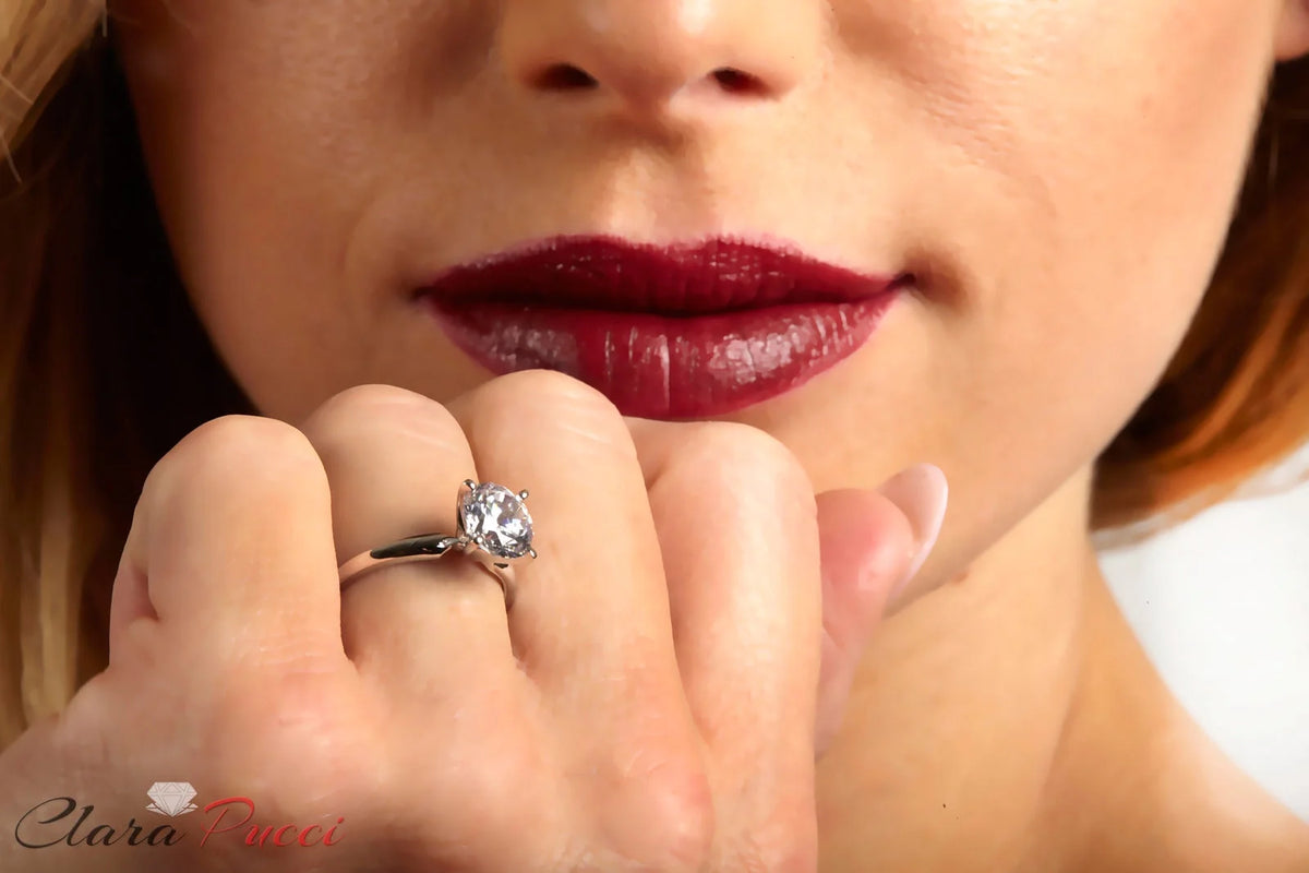 18K White Gold Solitaire Engagement Ring size 11 B958587