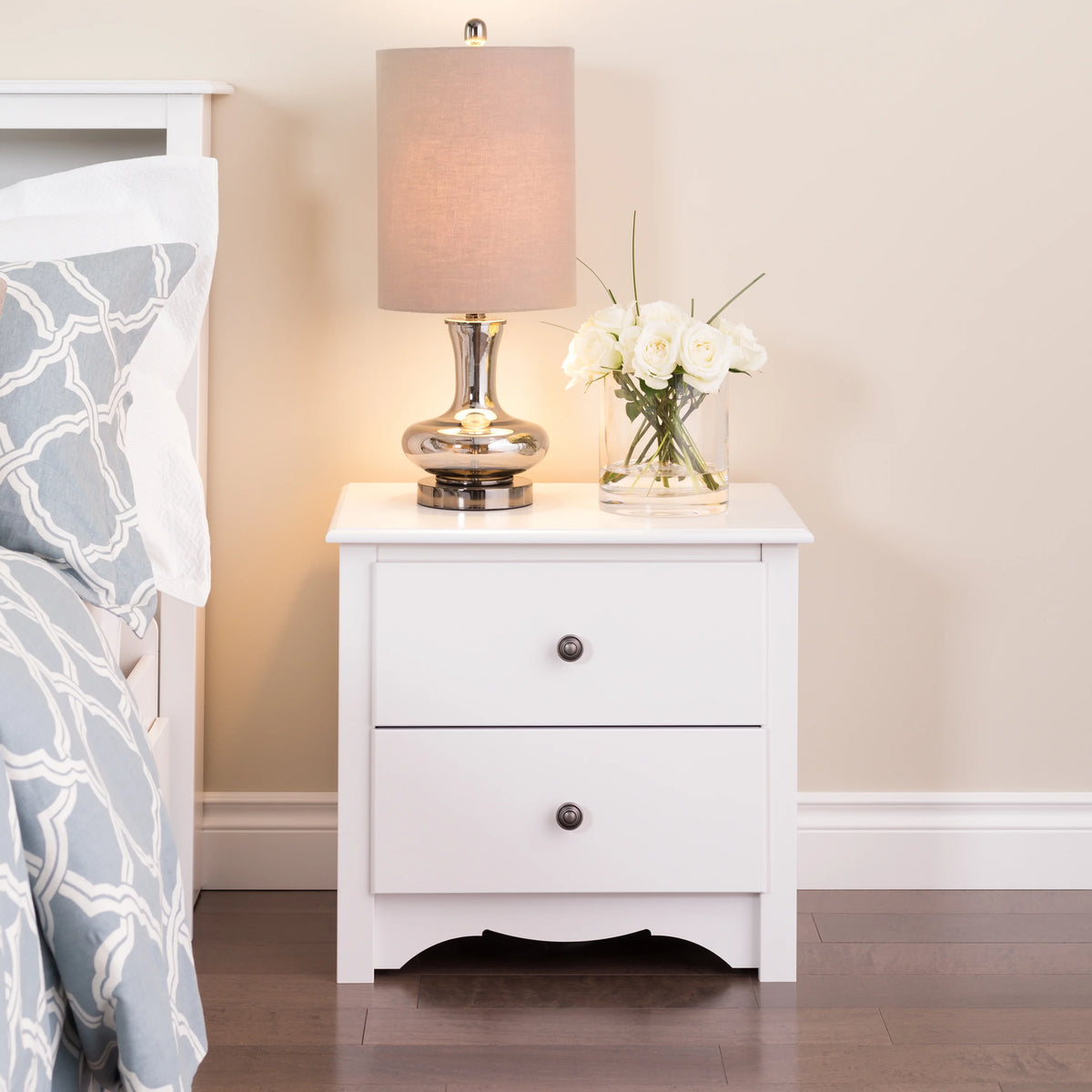 White 2 Drawer Nightstand N218